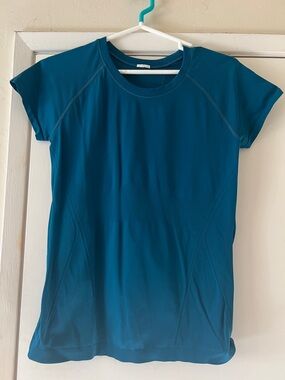 Athleta Short-Sleeve Performance Tee in Teal Blue